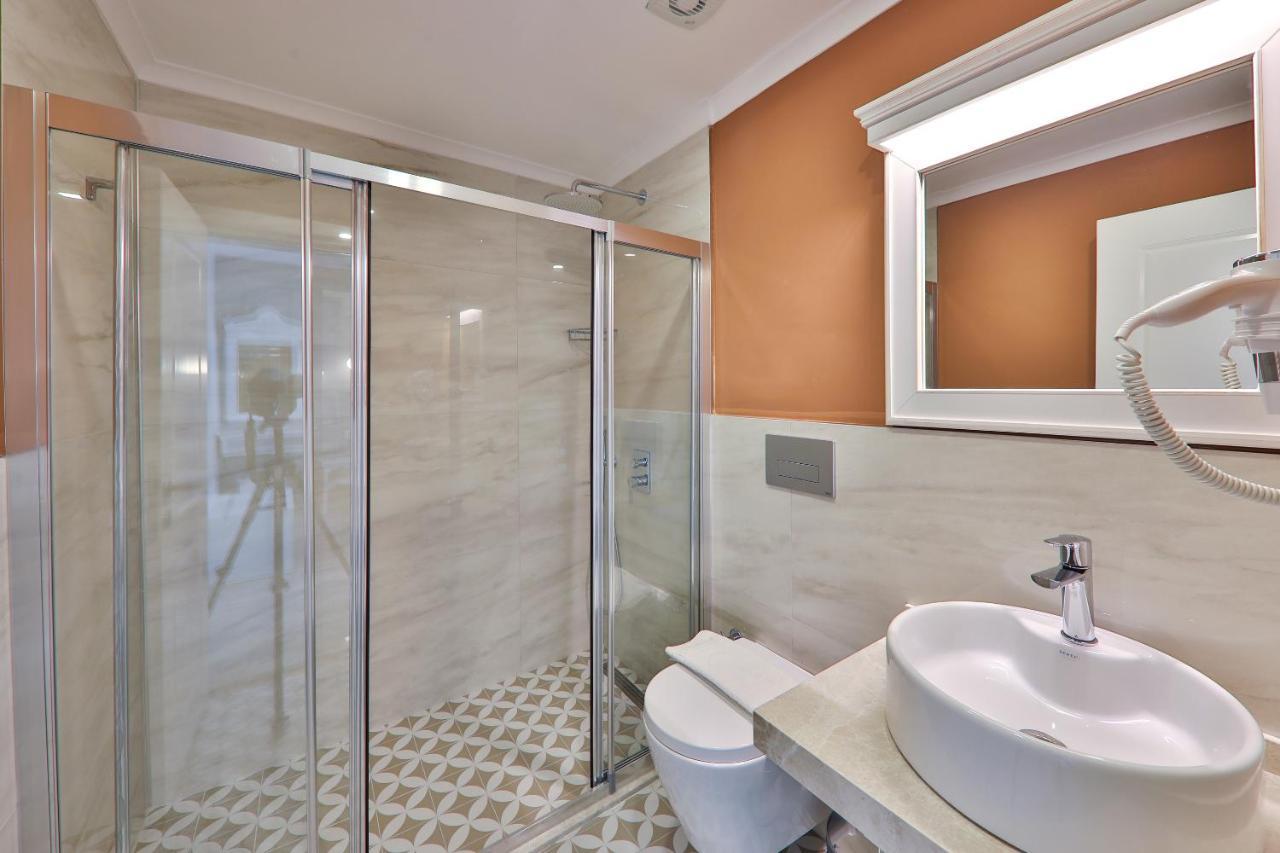 Lora Kas Hotel Екстер'єр фото